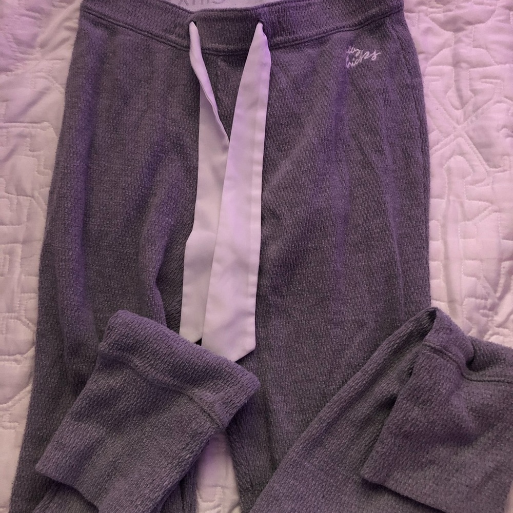 gilly hicks gray sweatpants